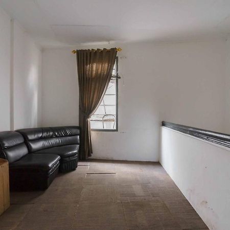 Urbanview Hotel Ananda Syariah By Reddoorz Bukittinggi Eksteriør billede