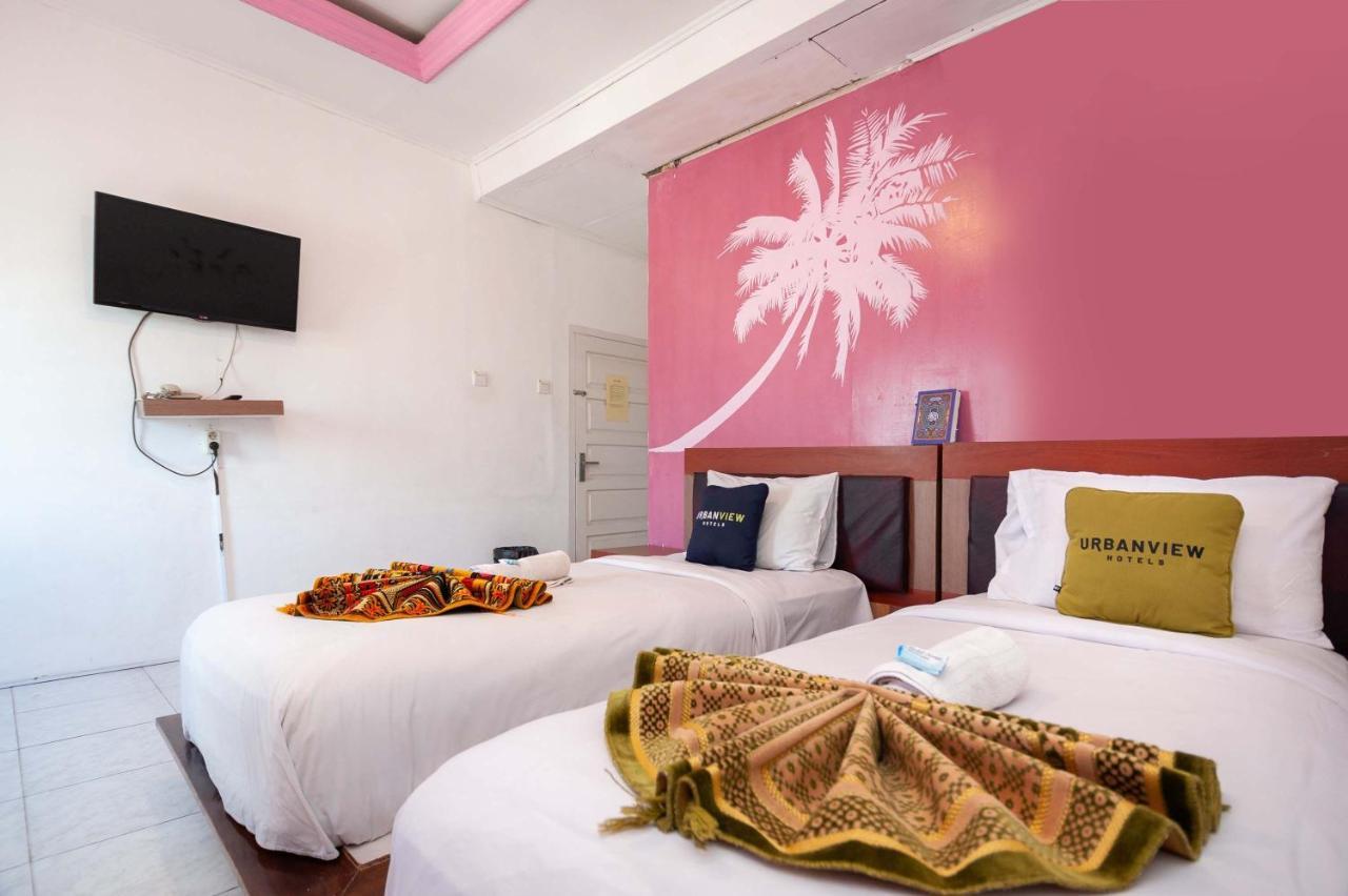 Urbanview Hotel Ananda Syariah By Reddoorz Bukittinggi Eksteriør billede
