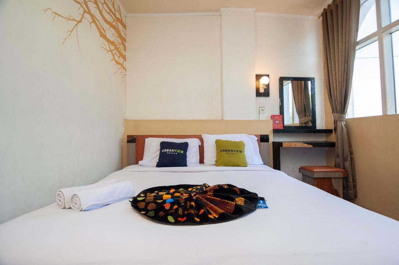 Urbanview Hotel Ananda Syariah By Reddoorz Bukittinggi Eksteriør billede